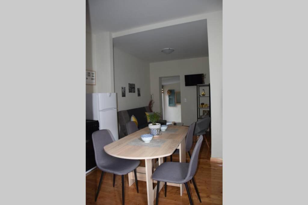 Laundry House Apartment Sinarades Luaran gambar